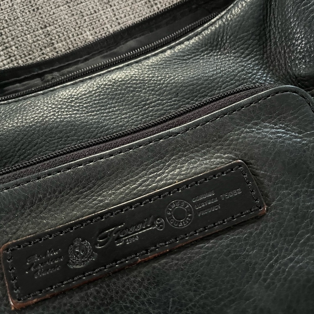 Fossil Leather Purse With Built In Wallet - image 2